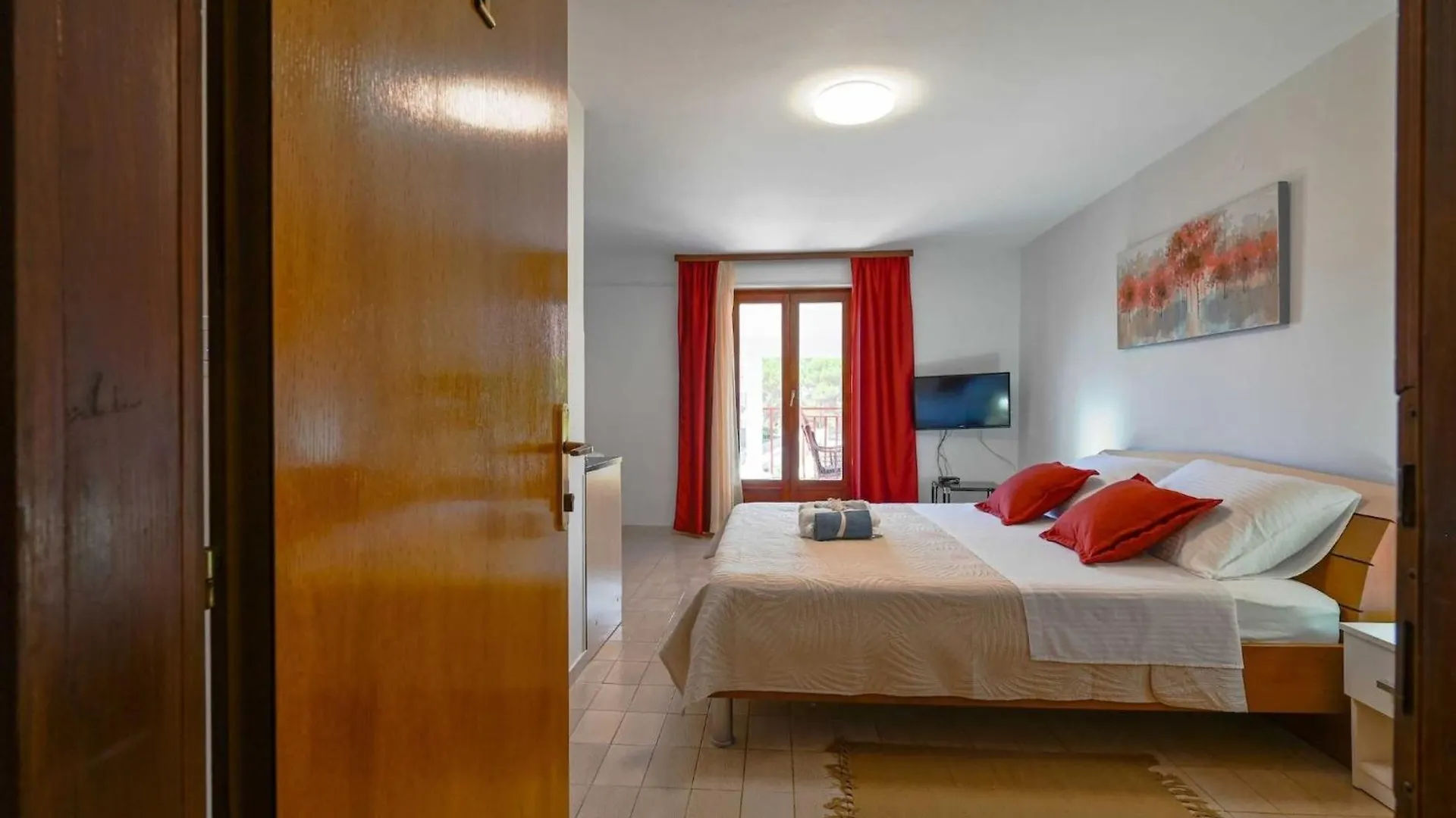 Calm And Stylish Rooms With Balcony - Studio Apartment With Balcony Rovinj